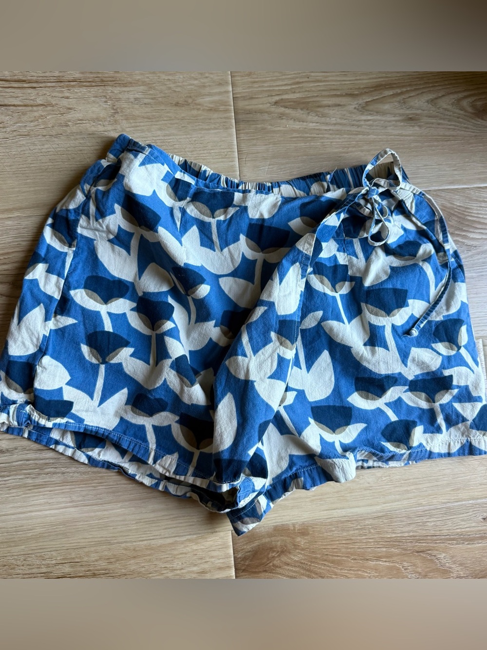 Rahi Blue and Cream Floral-Print Women’s Skort